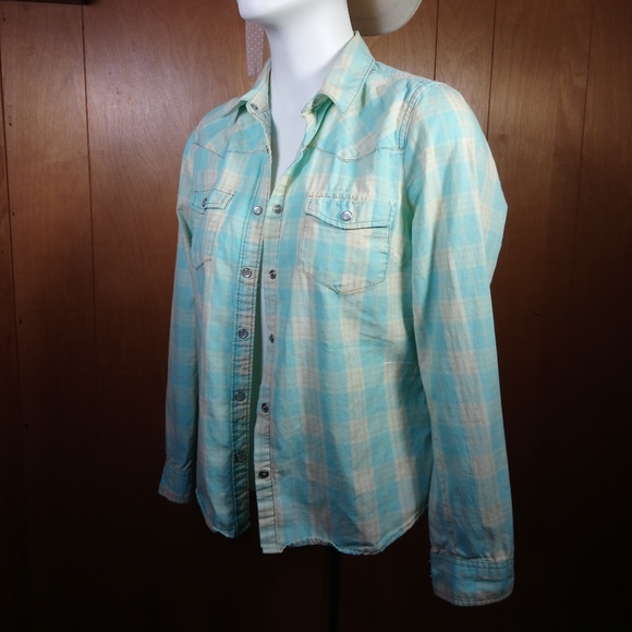 Forever 21 Long Sleeve Plaid Shirt - Picture 2 of 4